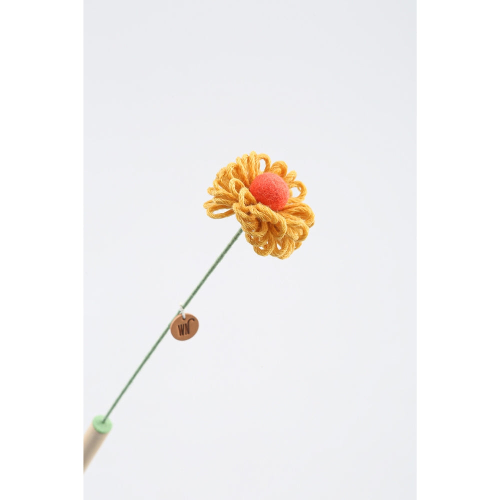 Wetnose Flower Cat toy (5 Colours)