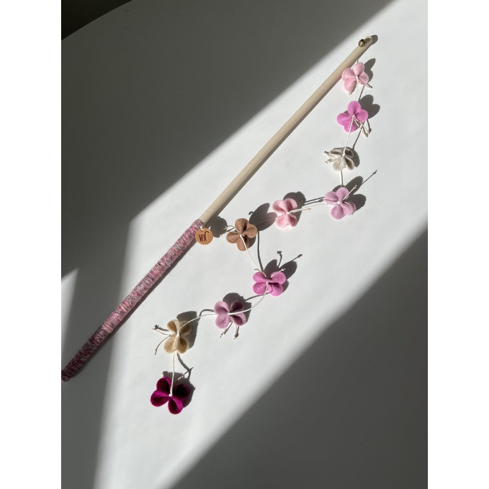 Wetnose Butterfly Cat Toy (5 Colours)