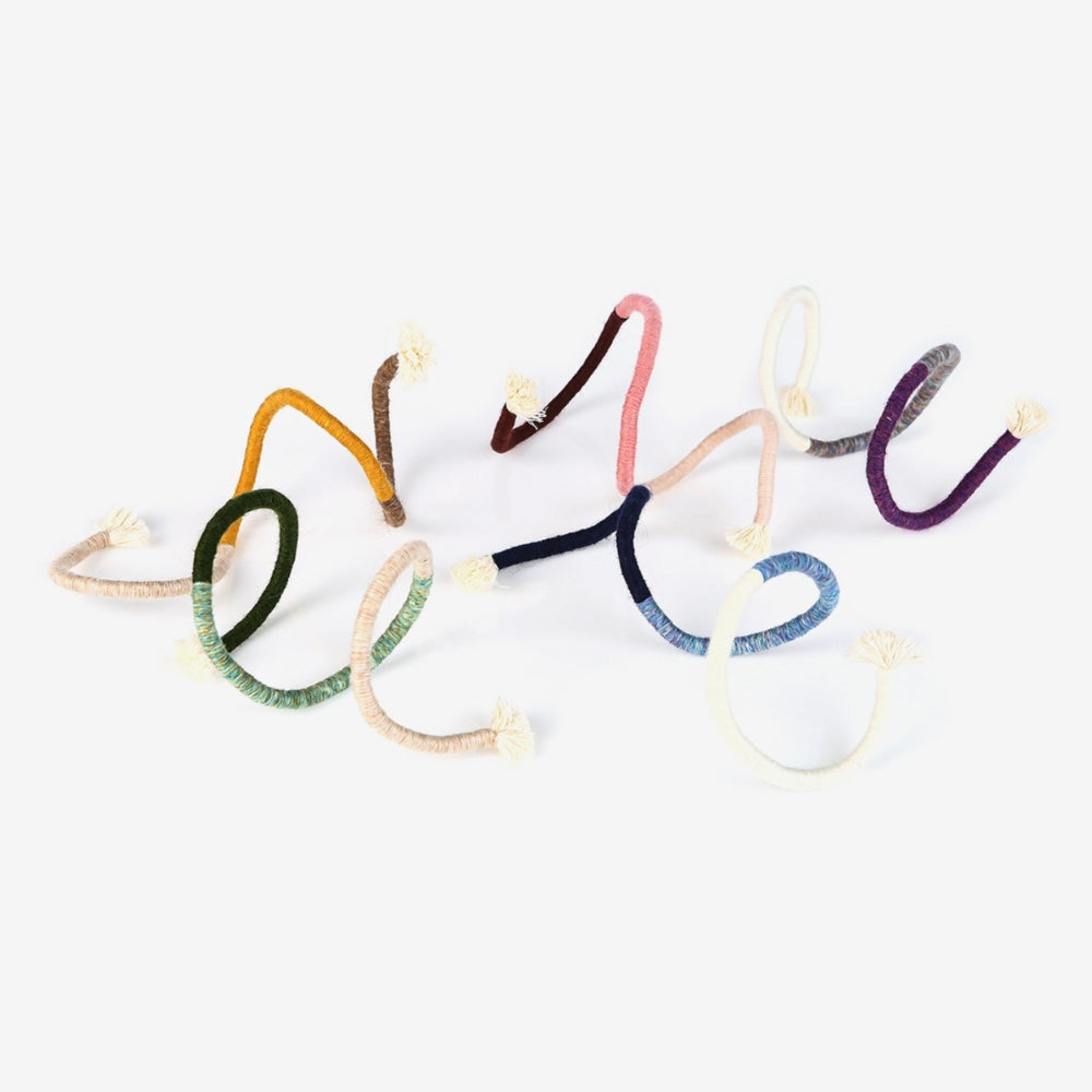 Wetnose Earthworm Cat Toy (5 Colours)