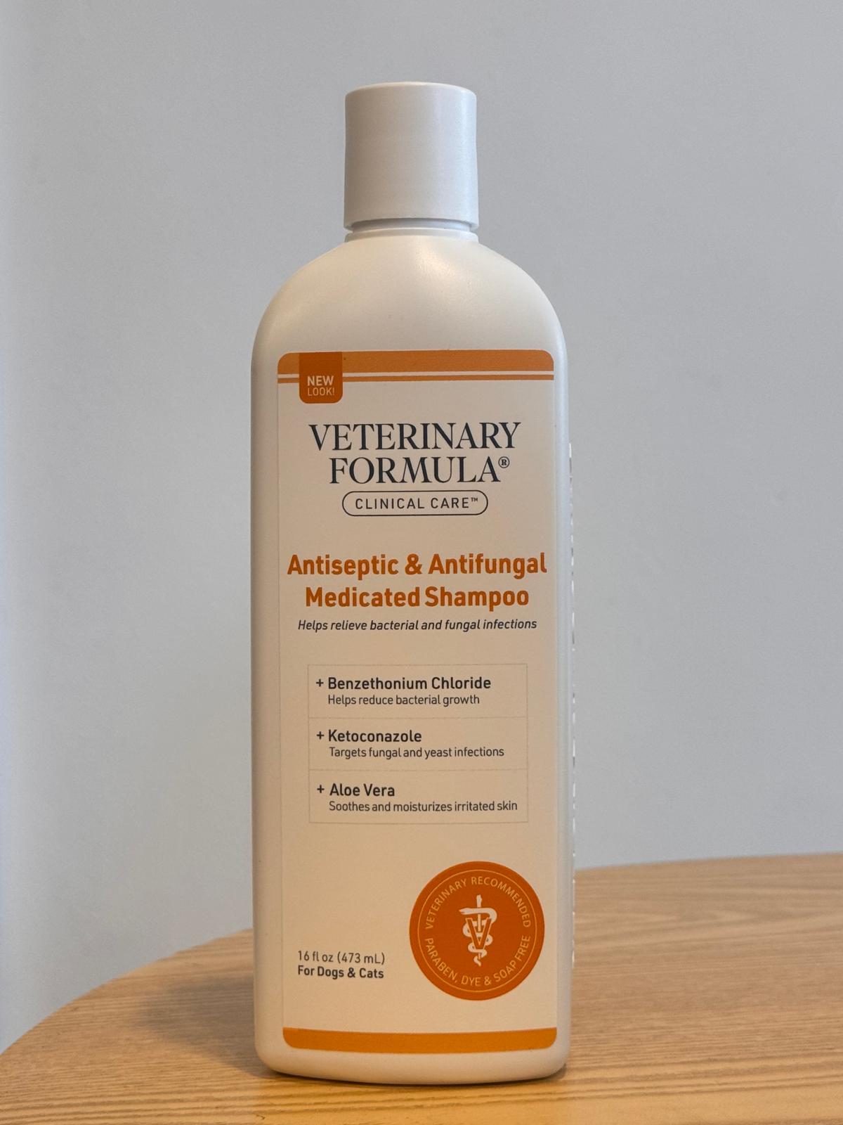 VFCC - Antiseptic & Antifungal Medicated Shampoo For Dogs and Cats